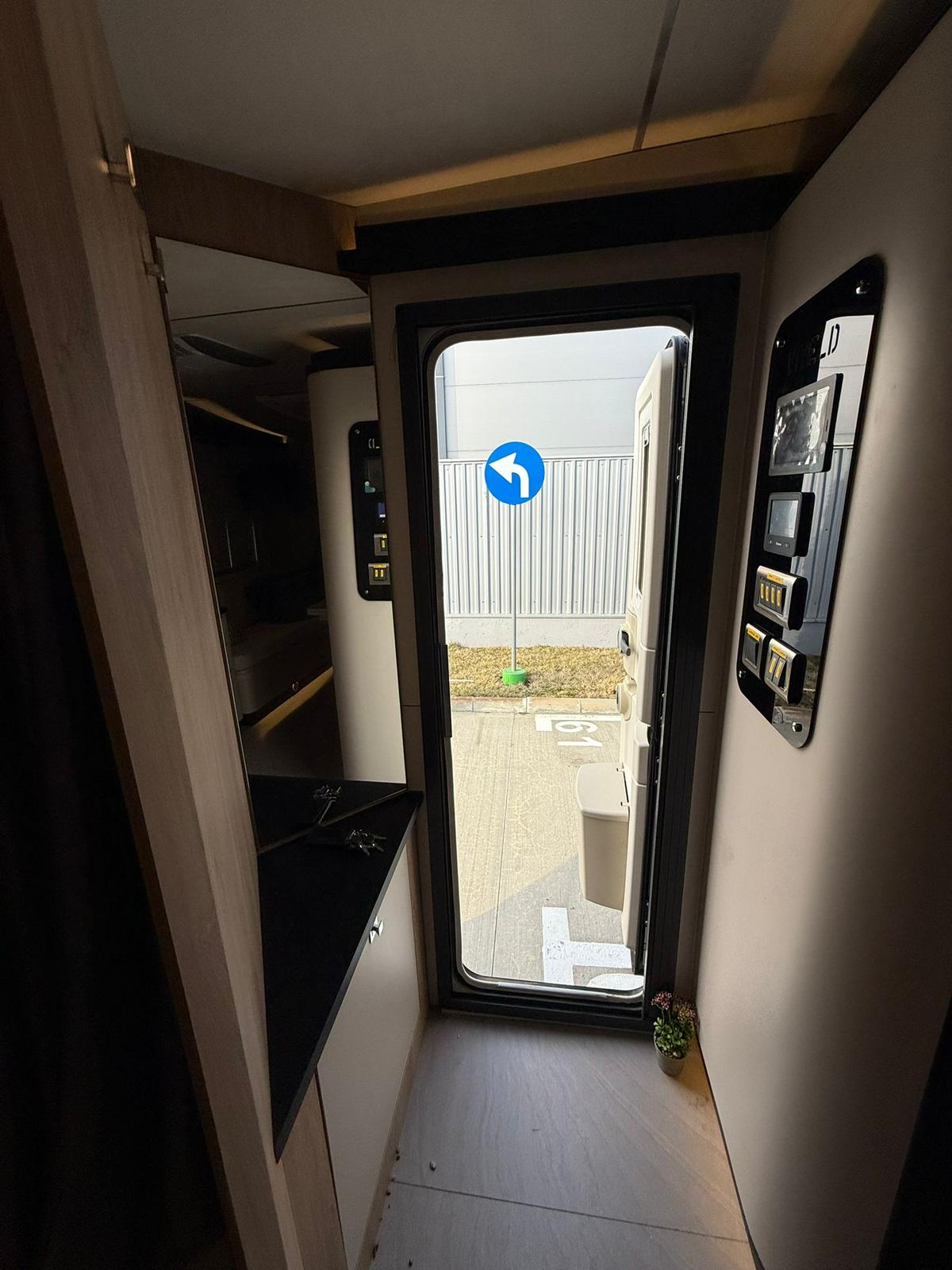 Luxury Off-Road Camper Trailer | 4-Season | 2-Person | Fully Loaded | VCAMP | VIVELD - 5