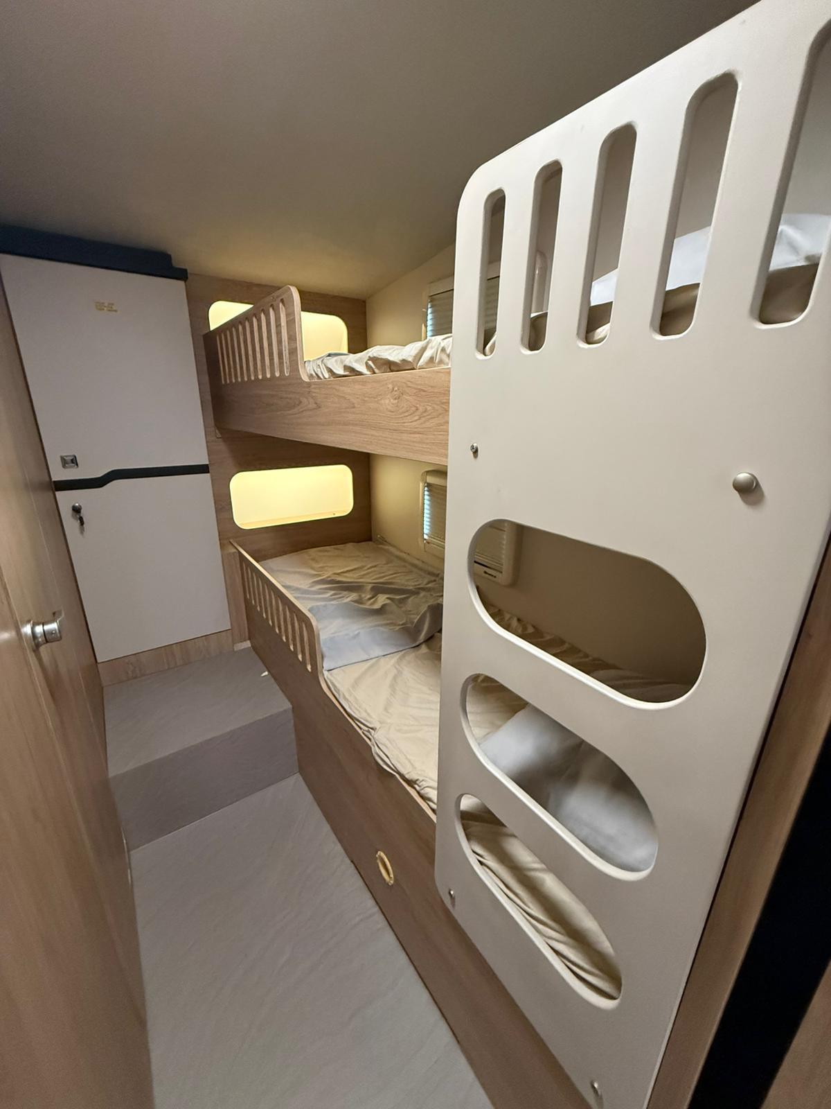 Luxury Off-Road Camper Trailer | 4-Season | 2-Person | Fully Loaded | VCAMP | VIVELD - 3