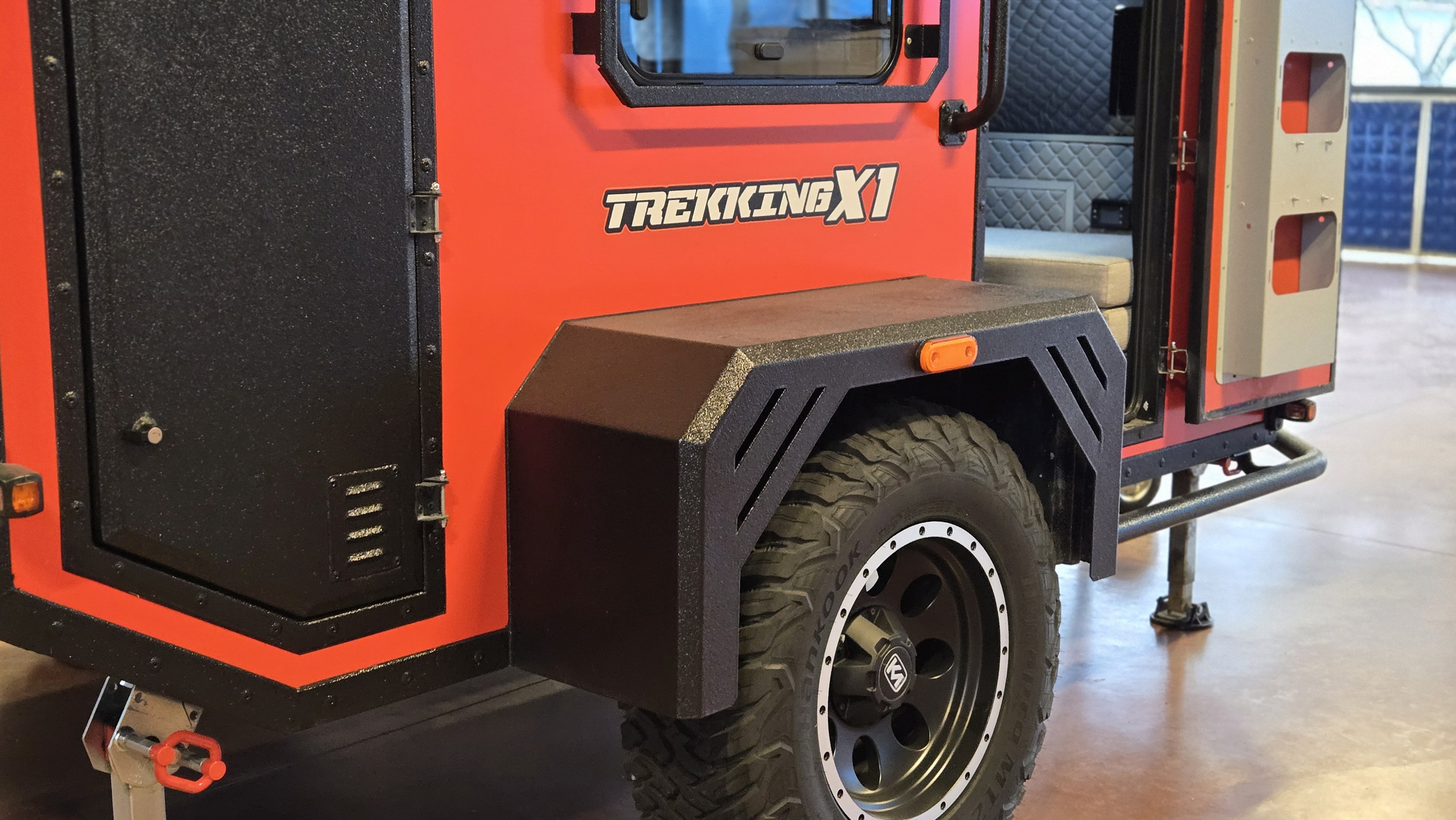 Decamp Trekking X1: The Ultimate Off-Road Expedition Trailer - 8