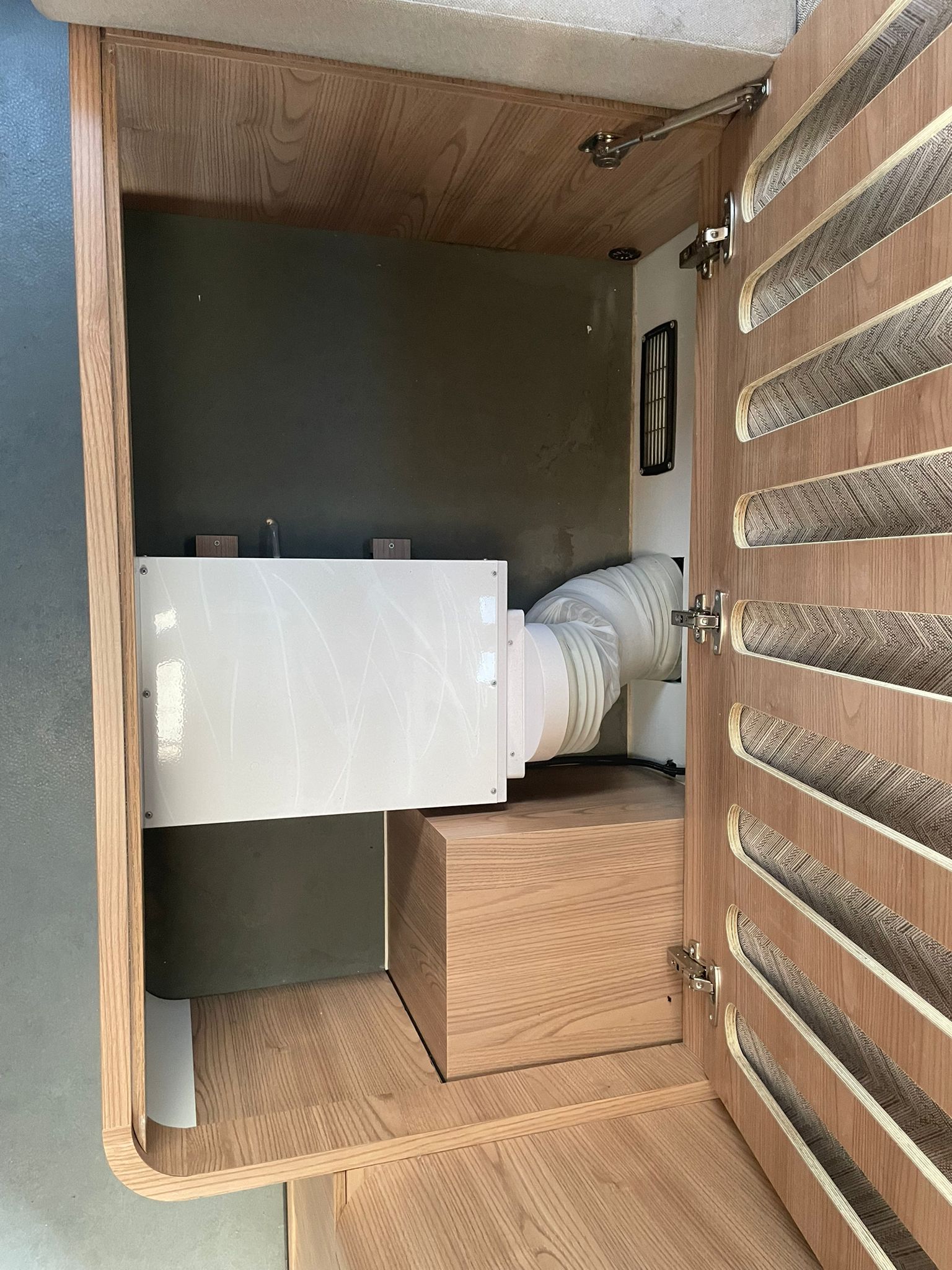 Compact OffRoad Caravan VCAMP-VIVA ⚡ - 17